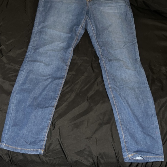 Jeans - Picture 3 of 3